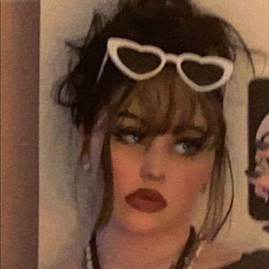 Meet your Posher, Jenna lynn